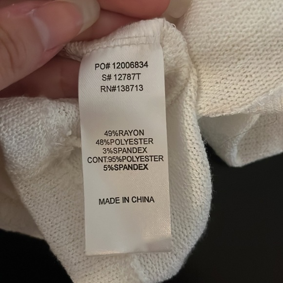 Doe & Rae Long-Sleeve White Shirt, Size Large - Picture 5 of 5